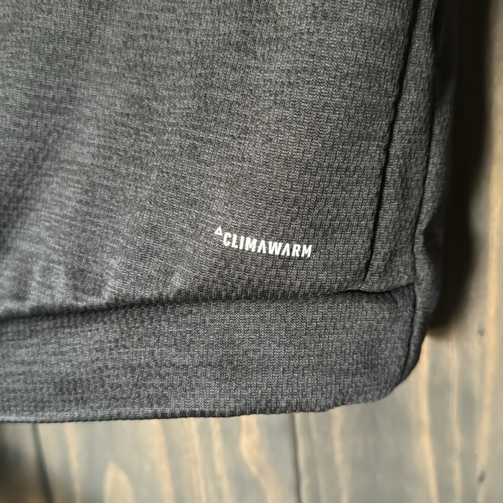 Adidas Universal Lightweight Jacket - Picture 5 of 7